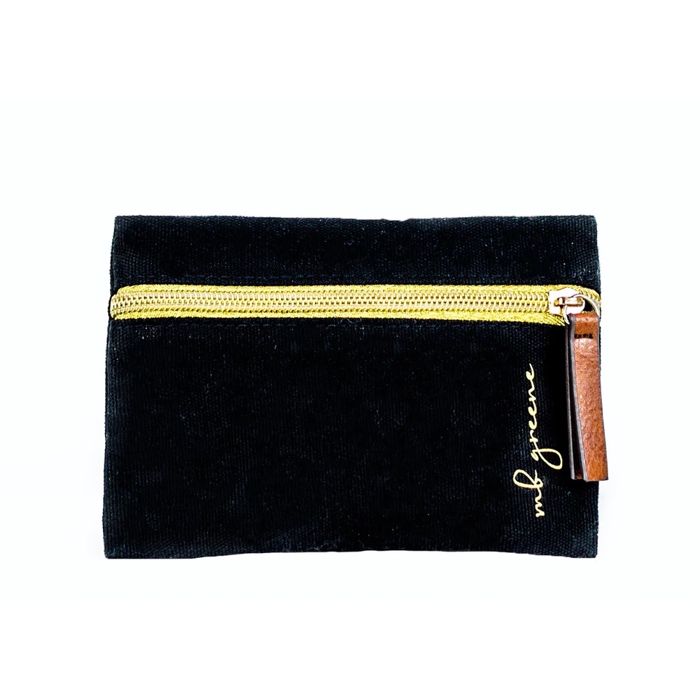 Be Clear Privacy Pouch